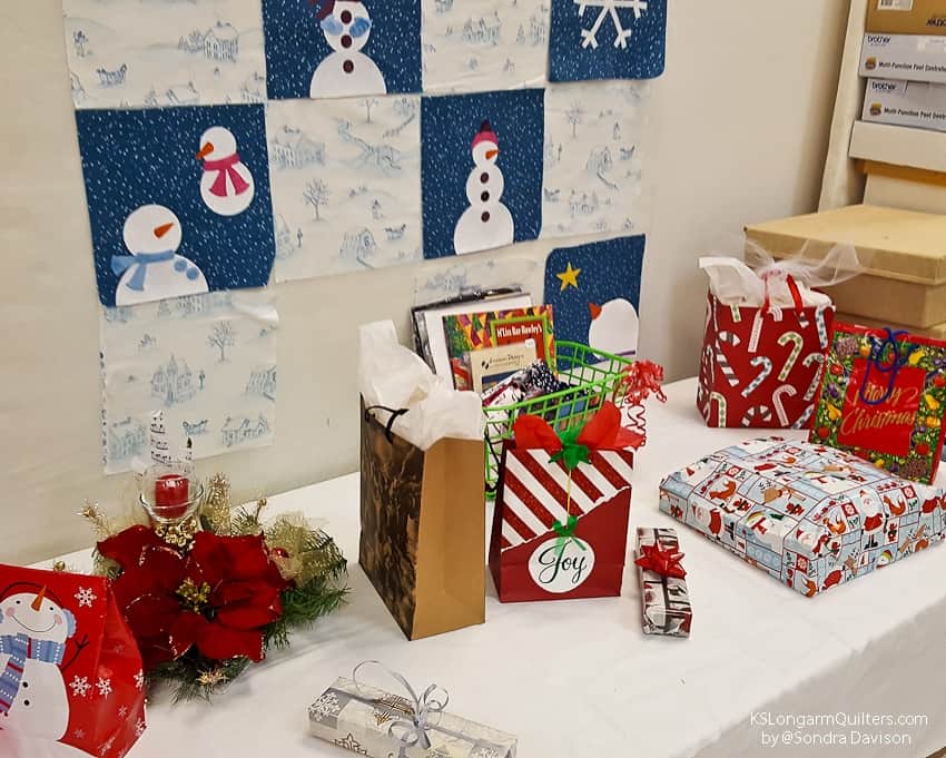 December-2018-Show-and-Share-│-KSLongarmQuilters-1-of-35